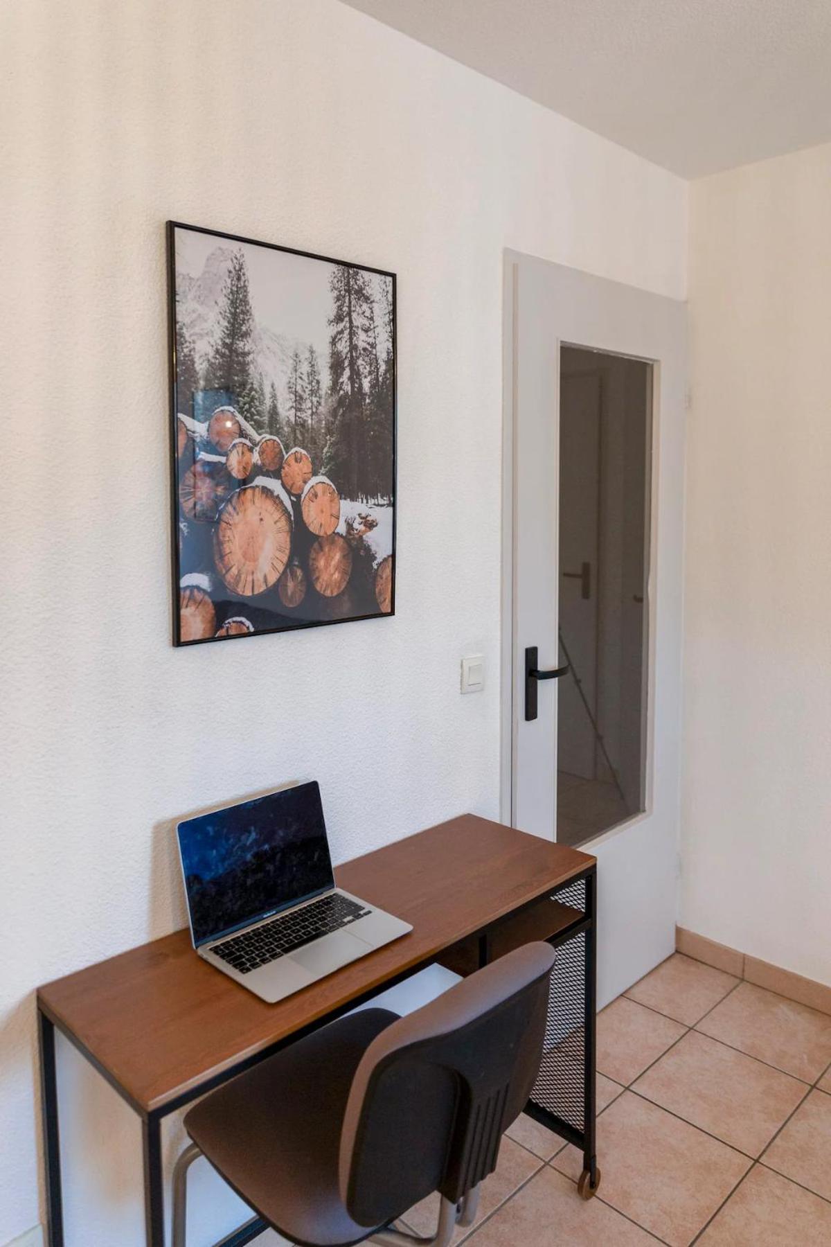 Superbe Appartement - Parking Gratuit - 4 Personnes شامبيري المظهر الخارجي الصورة